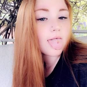 Meet your Posher, Alexes